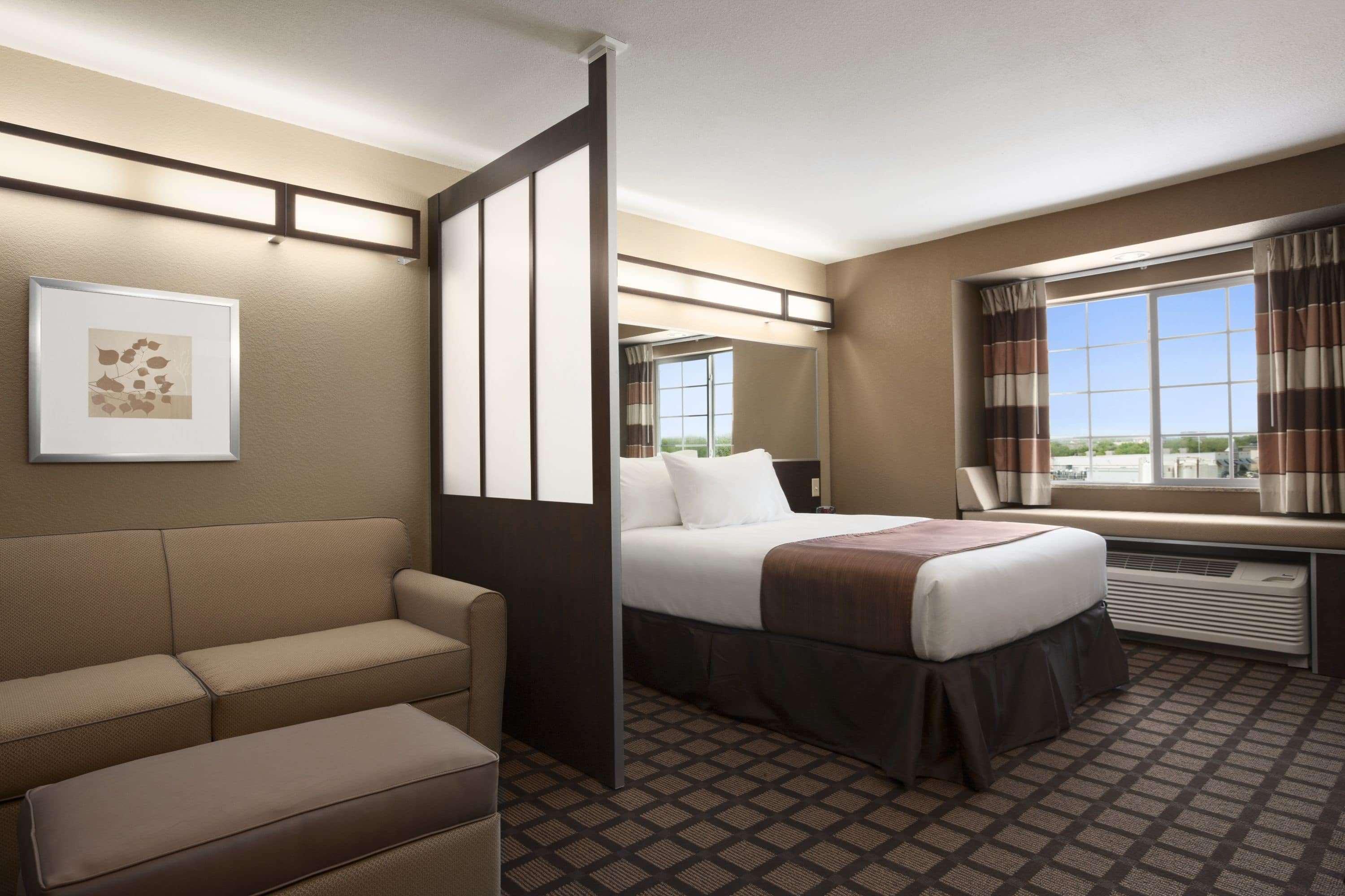 Microtel Inn & Suites Kenedy Екстер'єр фото